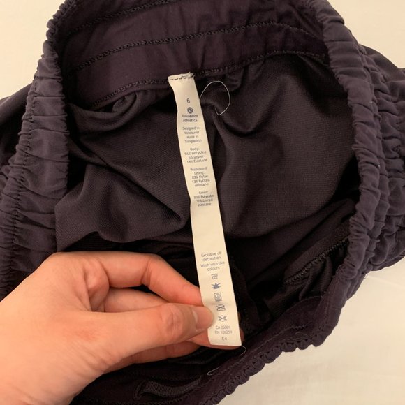 Lululemon Tracker Short V Pelt Size 6 - Picture 8 of 15